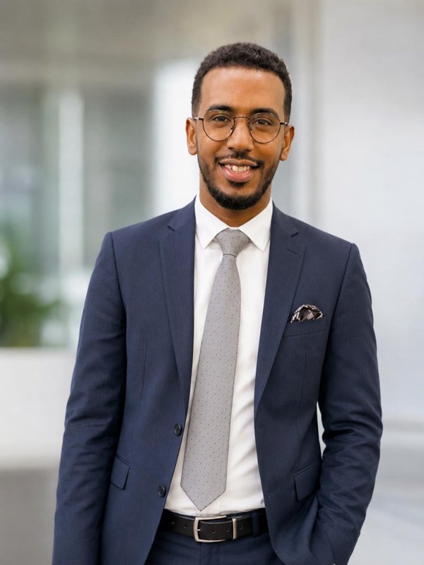 Abdurruzzak Mohamed — Chief Operating Officer